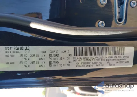 2019 Jeep Compass Latitude 4X4 z USA, uszkodzony, nr VIN 3C4NJDBB0KT850807